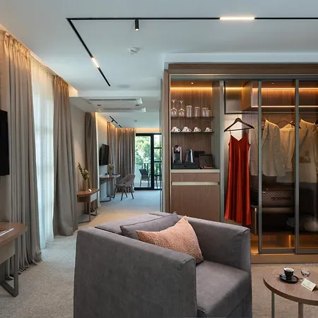 Хотел The Mill 5*